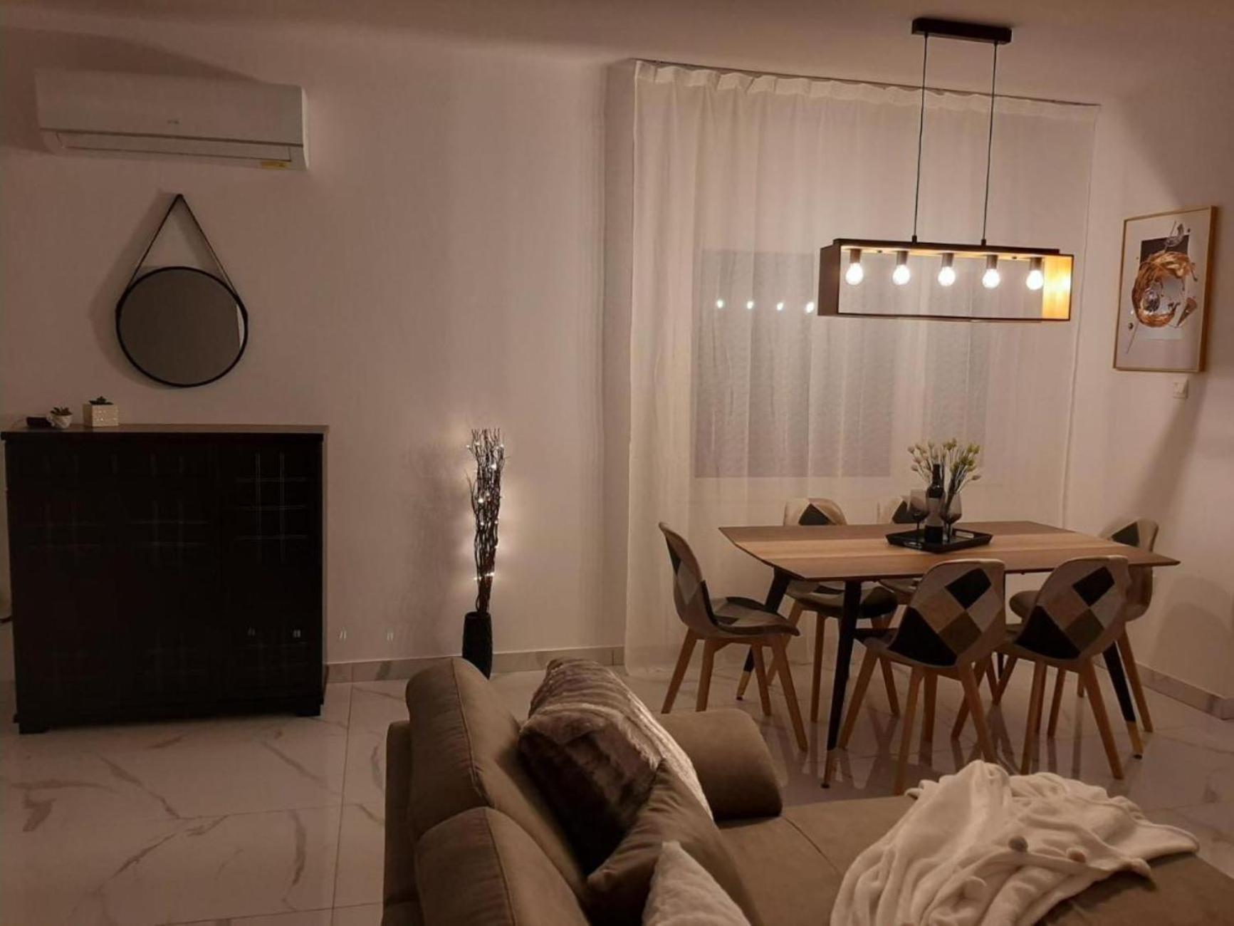 H&O Boulevard Breeze Apartment! بافوس المظهر الخارجي الصورة